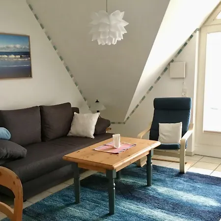 Landhaus Am Haff 아파트 *