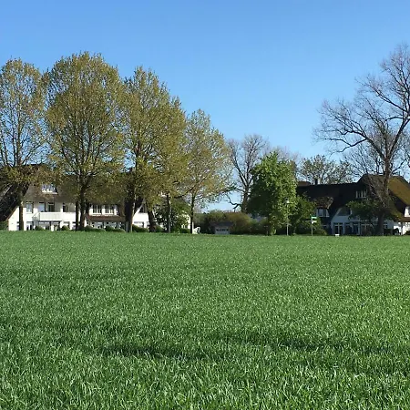 아파트 Landhaus Am Haff *