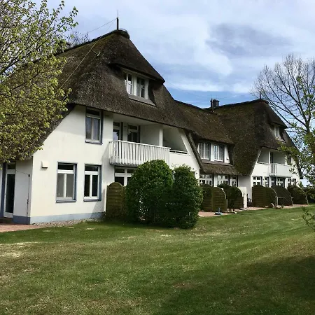 Landhaus Am Haff 스톨페